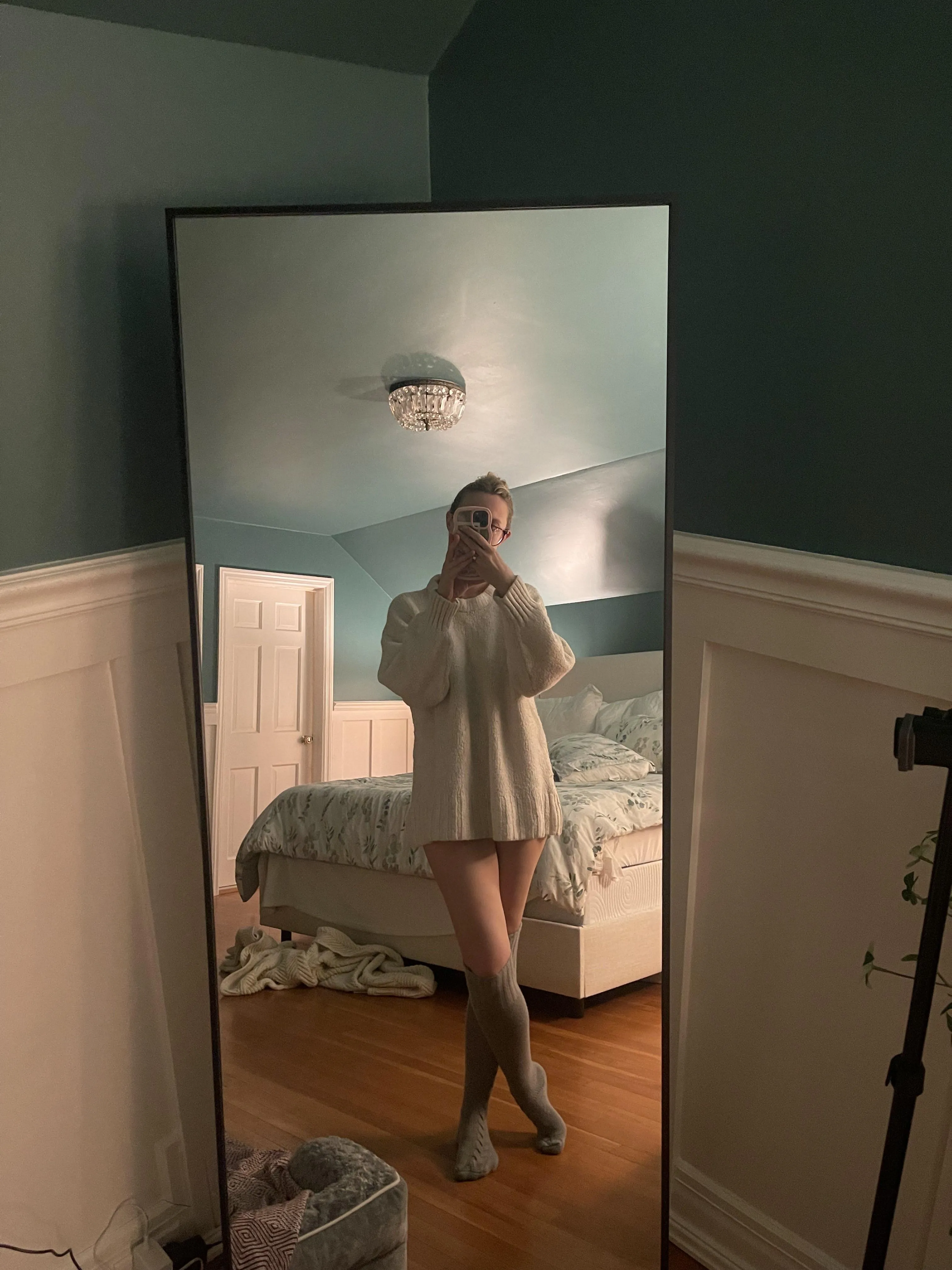 Melinda Godel, Sweater and Knee Socks