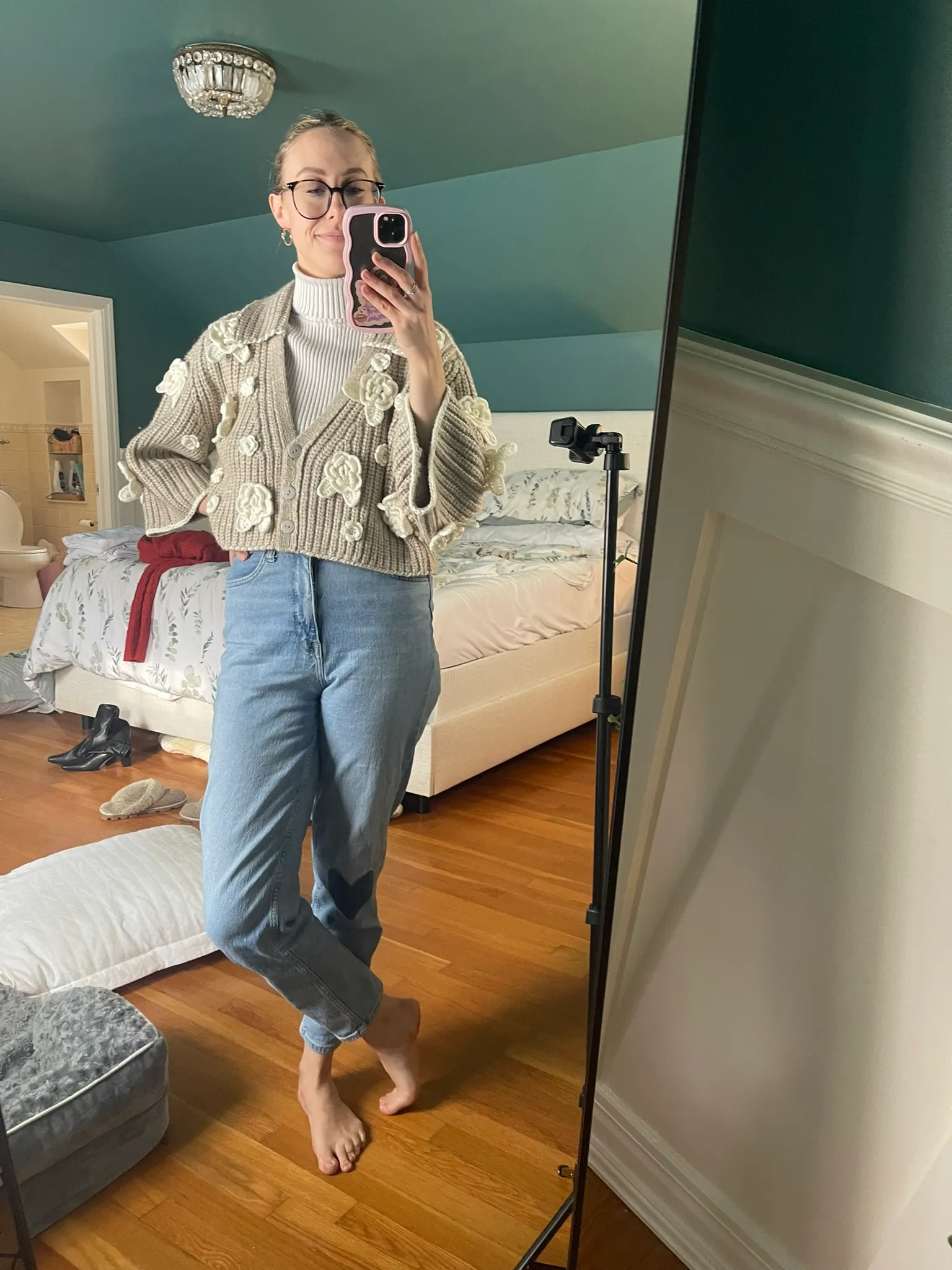 Melinda Godel, Flower Cardigan, Bare Feet